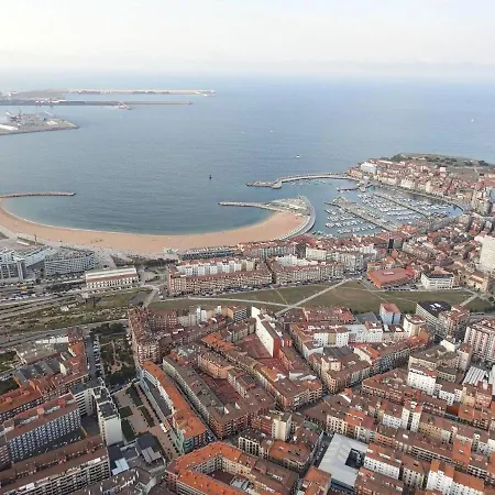 1 Linea De Playa Poniente, Puerto Deportivo Recien Reformado * Gijón