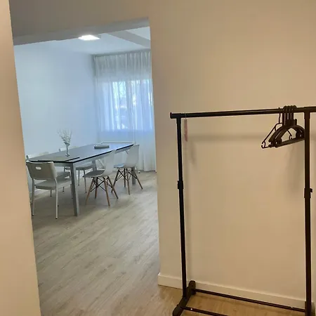 Apartamento 1 Linea De Playa Poniente, Puerto Deportivo Recien Reformado *