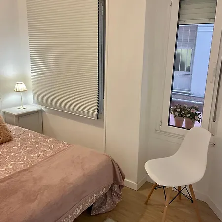 1 Linea De Playa Poniente, Puerto Deportivo Recien Reformado Apartamento Gijón