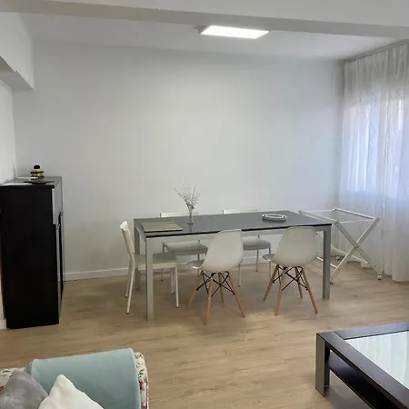 Apartamento 1 Linea De Playa Poniente, Puerto Deportivo Recien Reformado