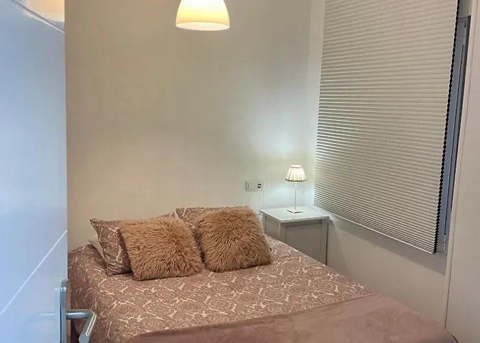 Apartamento 1 Linea De Playa Poniente, Puerto Deportivo Recien Reformado