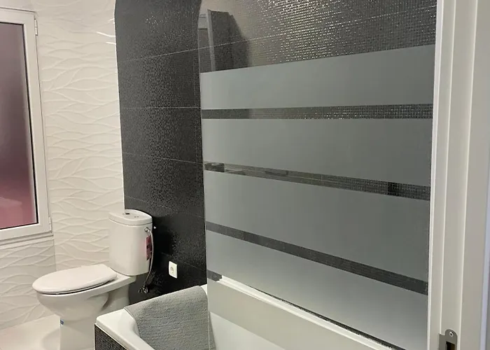 1 Linea De Playa Poniente, Puerto Deportivo Recien Reformado